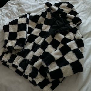 ❁black & white checkered fuzzy jacket❁